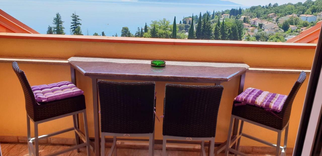 Villa Luppo Ičići Esterno foto