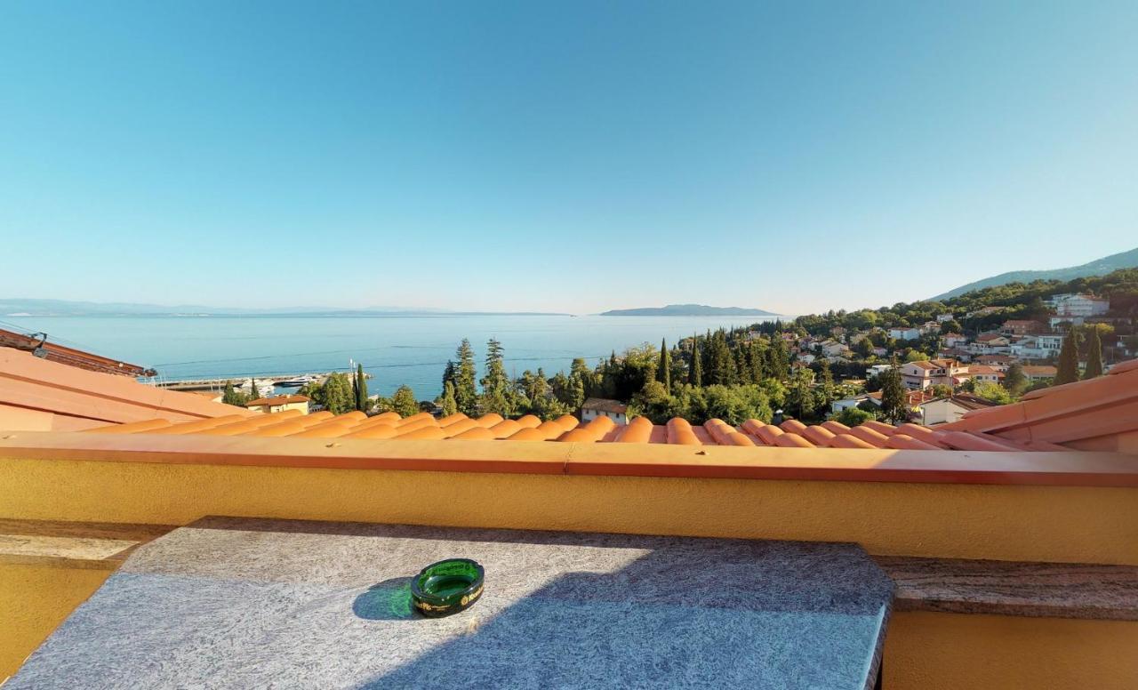 Villa Luppo Ičići Esterno foto
